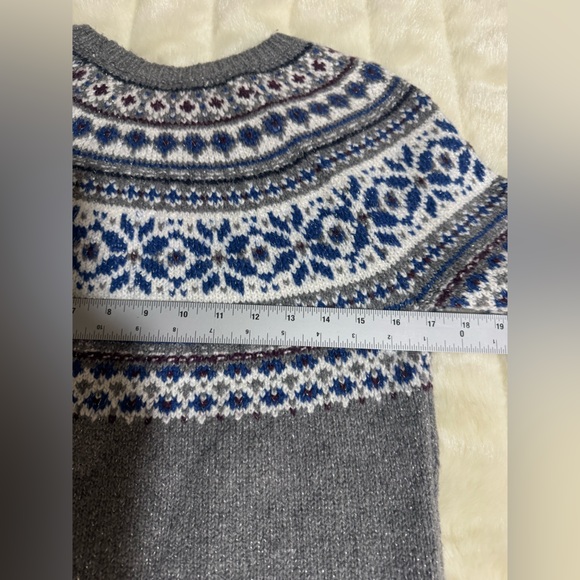 Abercrombie & Fitch Gray Nordic Pattern Crewneck Sweater size S - Picture 9 of 10